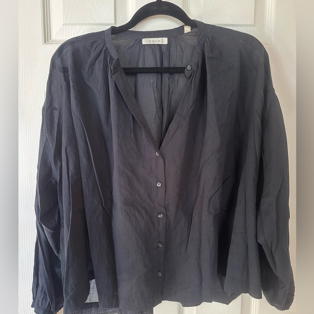 *SLOW FASHION ALERT* Doen top size S